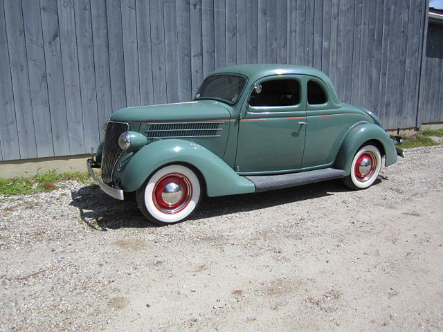 1936 Ford Photo