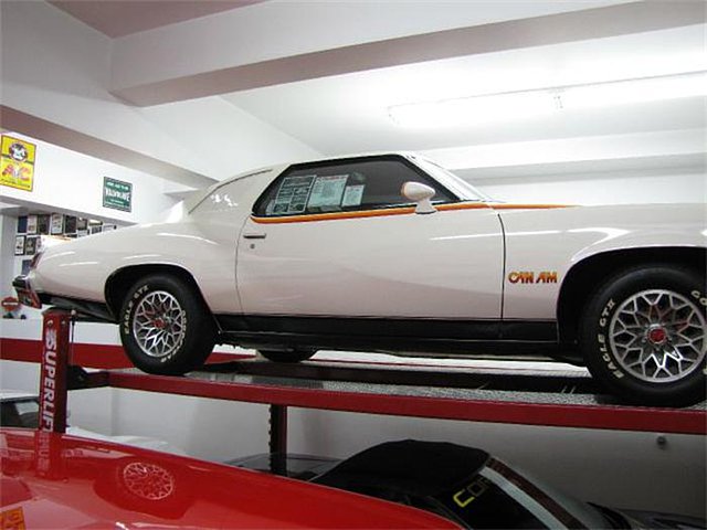 1977 Pontiac Can Am Photo