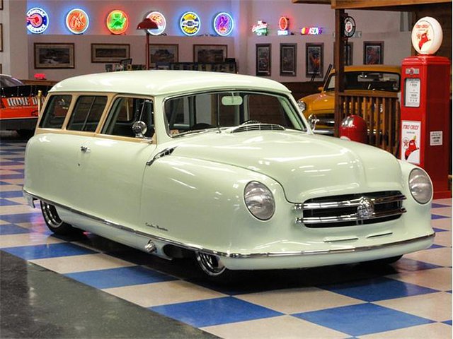 1952 Nash Rambler Photo
