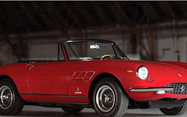 1967 Ferrari 330 GT Photo