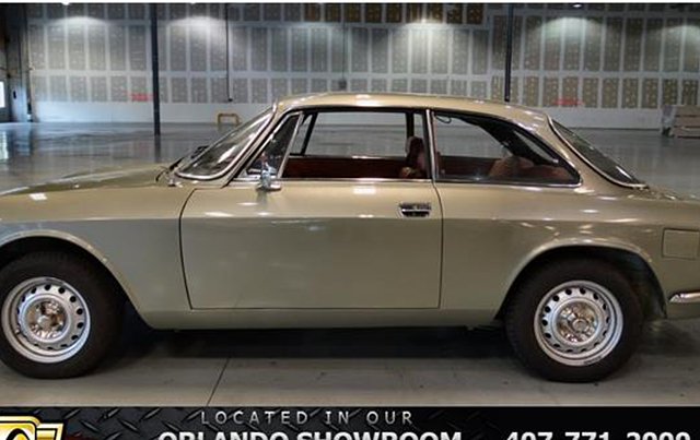 1975 Alfa Romeo 1300 Photo