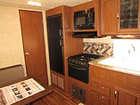 2016 Wildwood X-lite 241qbxl Photo #11