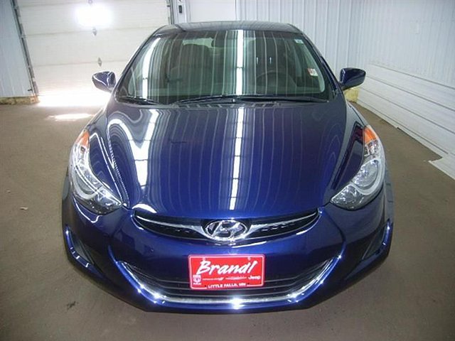 2013 Hyundai Elantra Photo