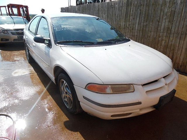 1995 Dodge Stratus Photo