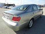 2005 Toyota Camry Photo #9