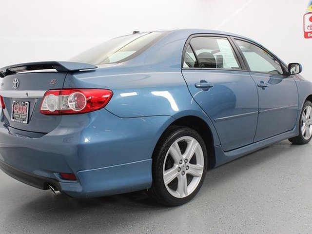 2013 Toyota Corolla Photo