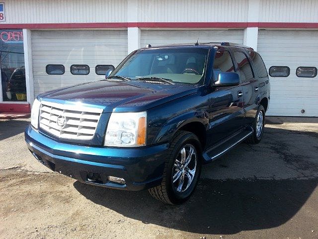 2005 Cadillac Escalade Photo