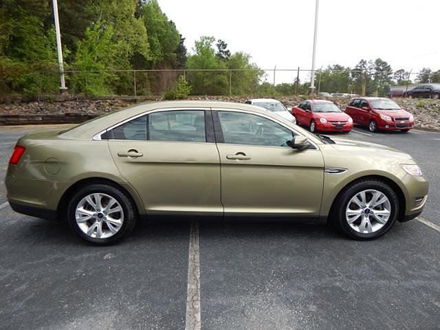 2012 Ford Taurus Photo