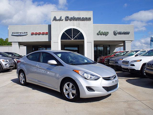 2013 Hyundai Elantra Photo
