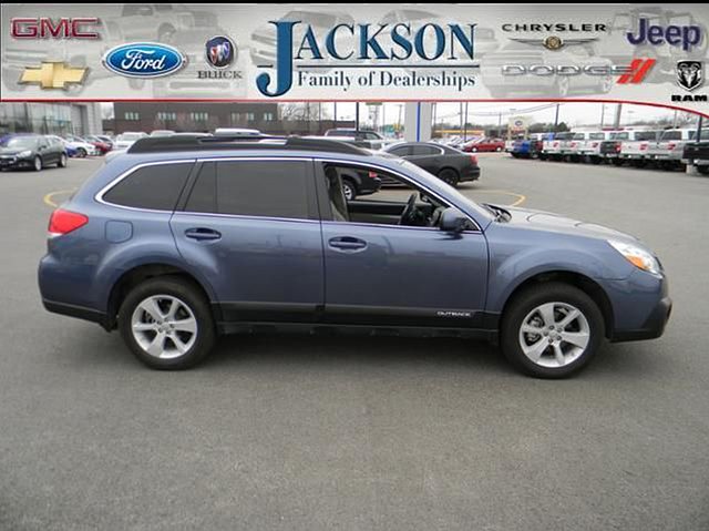 2014 Subaru Outback Photo