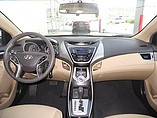 2013 Hyundai Elantra Photo #9