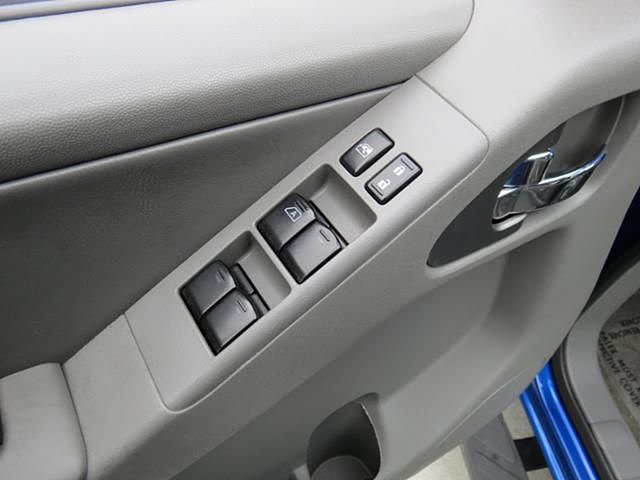 2013 Nissan Frontier Photo