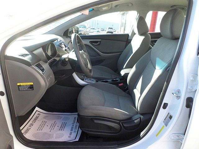 2013 Hyundai Elantra Photo