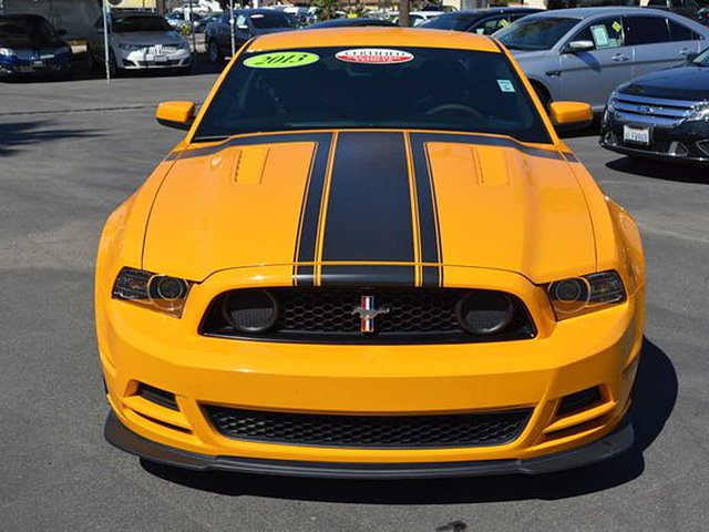 2013 Ford Mustang Photo