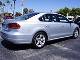 2012 Volkswagen Passat Photo #7