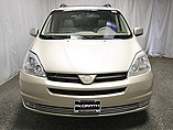 2004 Toyota Sienna Photo #5