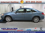 2011 Chrysler 200 Photo #4