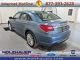 2011 Chrysler 200 Photo #5