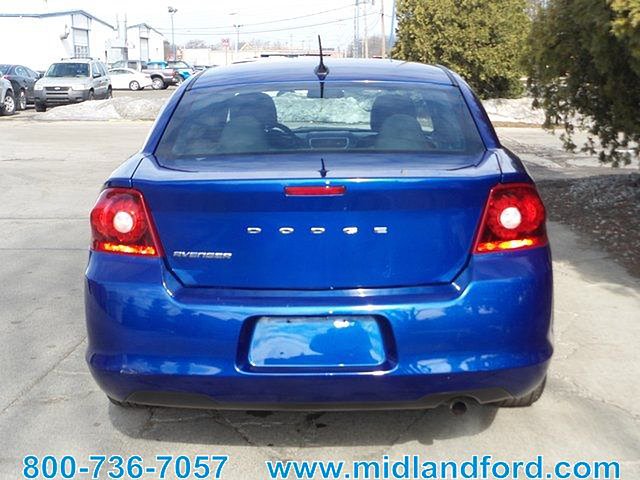 2014 Dodge Avenger Photo