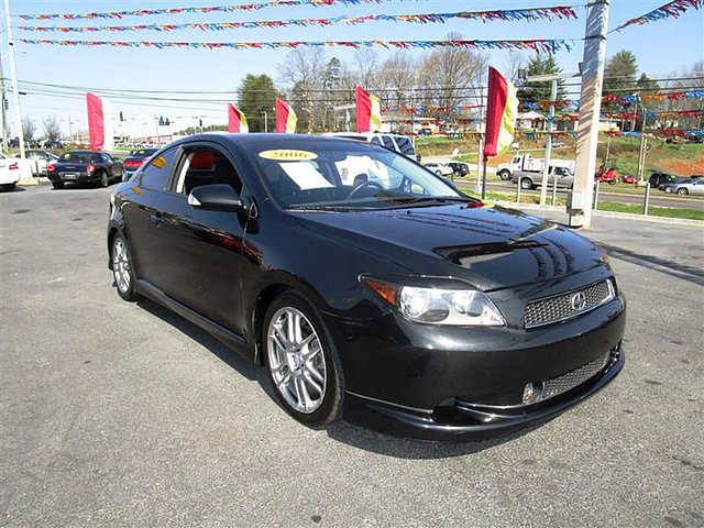 2006 Scion Tc Photo