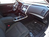 2015 Nissan Altima Photo #9