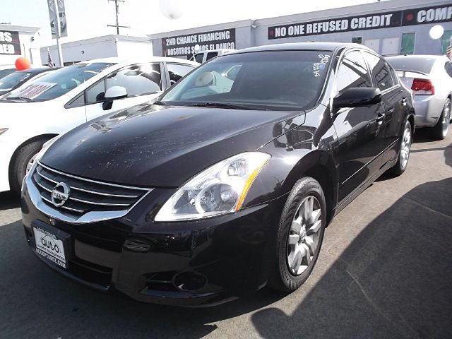 2011 Nissan Altima Photo