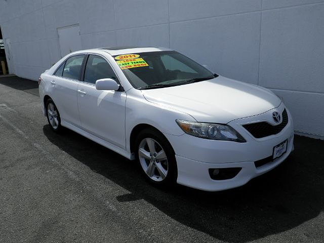 2011 Toyota Camry Photo