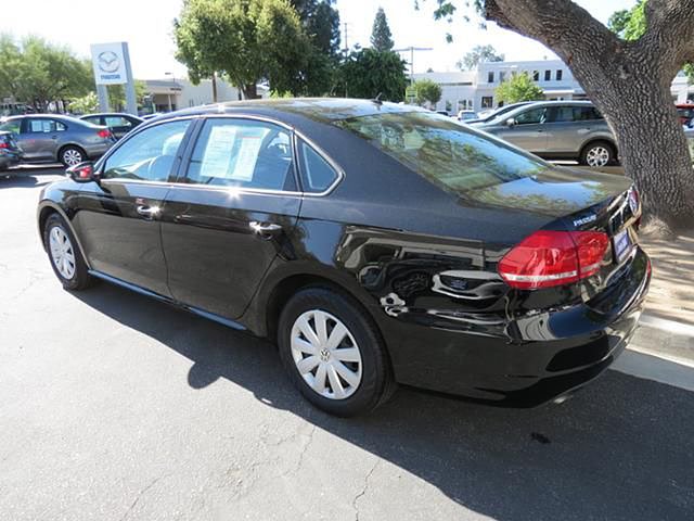 2012 Volkswagen Passat Photo