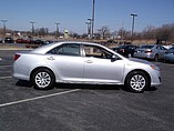 2012 Toyota Camry Photo #6