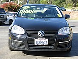 2010 Volkswagen Jetta Photo #3
