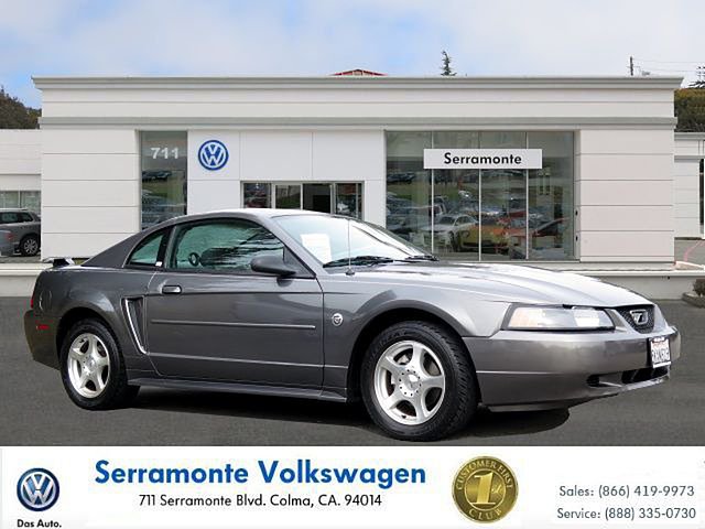 2004 Ford Mustang Photo