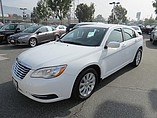 2014 Chrysler 200 Photo #2