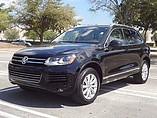 2012 Volkswagen Touareg Photo #2