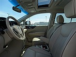 2012 Nissan Quest Photo #7