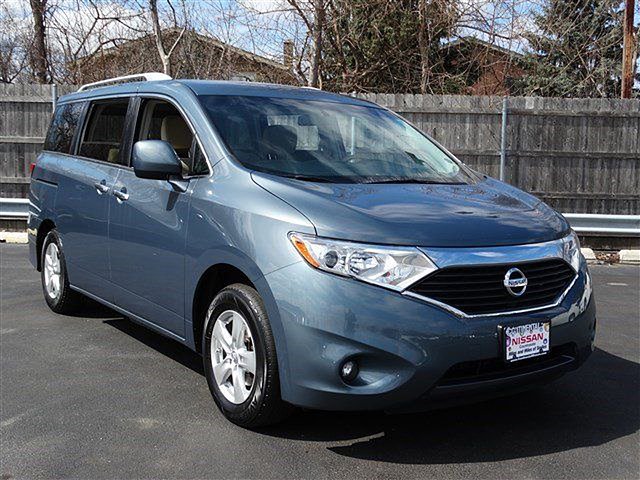 2011 Nissan Quest Photo