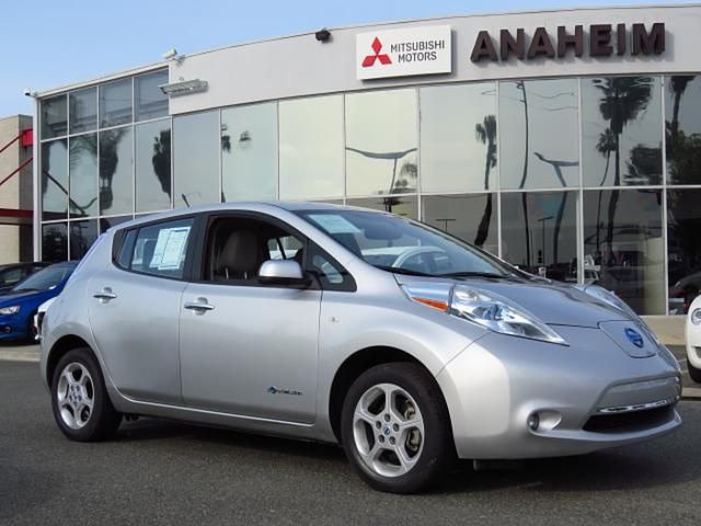 2011 Nissan Leaf Photo