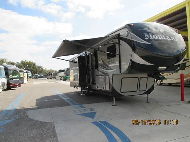 2014 Keystone Rv Montana Photo