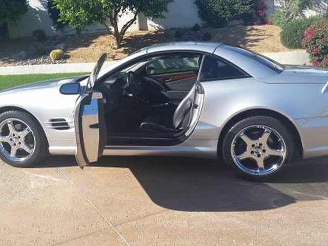 2005 Mercedes Benz Sl500 Photo