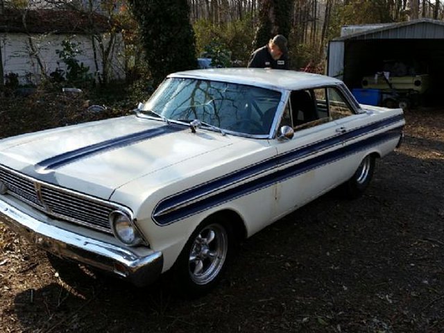 1965 Ford Falcon Futura Photo