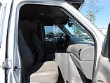 2002 Ford E-series Cargo Photo #16