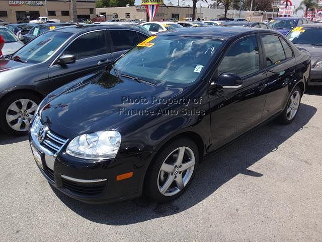 2010 Volkswagen Jetta Sedan Photo