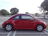 2010 Volkswagen New Beetle Coupe Photo #4
