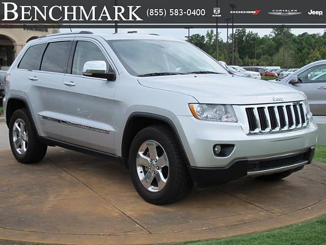 2011 Jeep Grand Cherokee Photo