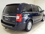 2013 Chrysler Town And Country Photo #8