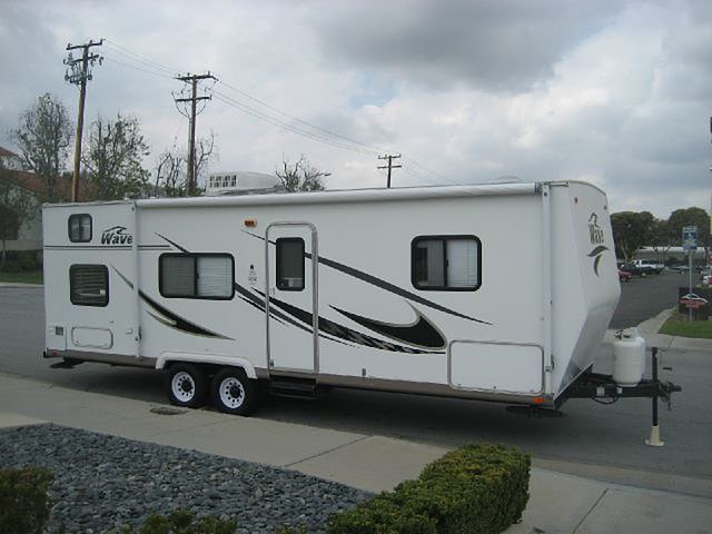 2008 Wave 28 Foot Photo