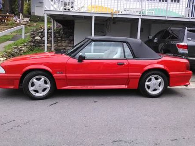 1993 Ford Mustang Gt Convertible Photo