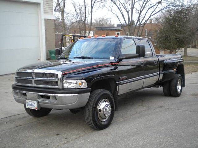 1999 Dodge Ram 3500 Photo