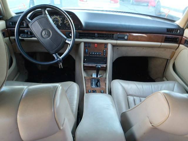 1986 Mercedes-Benz 500SEL Photo