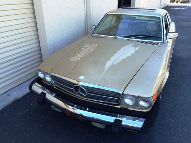 1981 Mercedes-Benz 380SLC Photo
