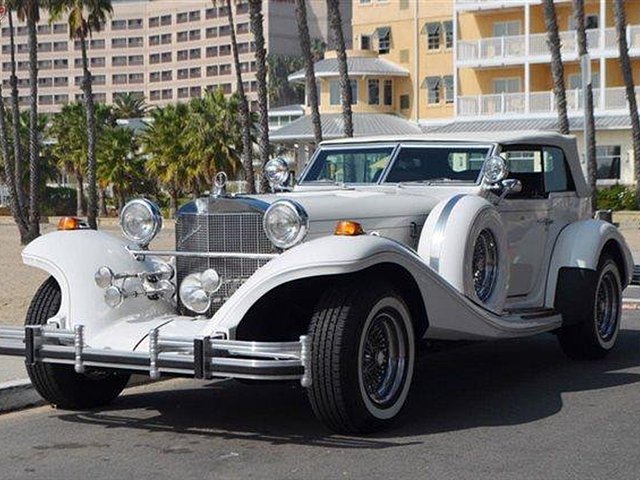 1981 Excalibur Series 4 Photo